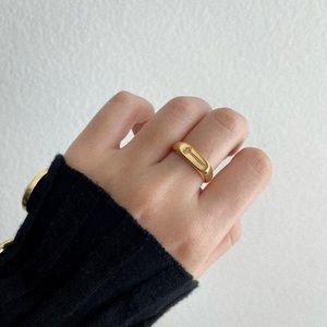 18K Gold Plated Daisy Bar Ring